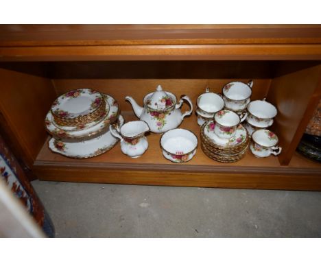 A Royal Albert 'Old Country Roses' pattern part tea service. 
