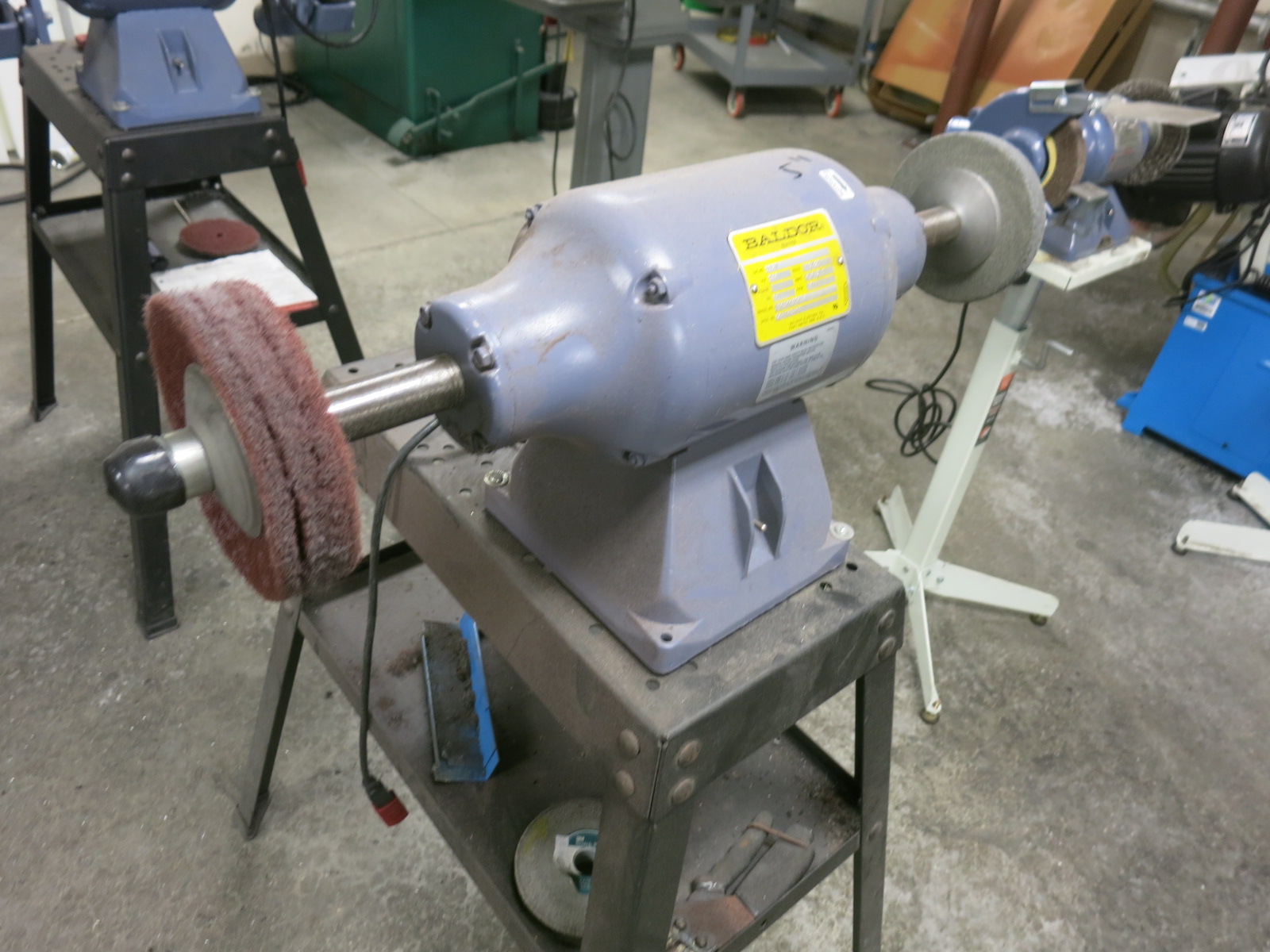 Baldor grinder/buffer combo, model Cat 332B, s/n X1010027014, 3/4 hp