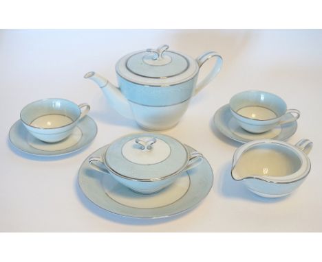 NORITAKE 'LAUREATE' TEA SET
comprising teapot, six cups, six saucers, six sideplates, sugar basin with cover and milk jug (21