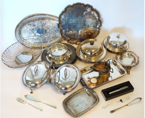 LARGE SELECTION OF SILVER PLATED ITEMS
including an oval tray with a pierced gallery, a Walker & Hall twin oval serving dish,