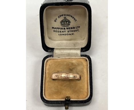 A 14ct wedding ring, marked 585. 3g.