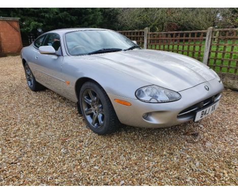 1998 Jaguar XK8 Coupe, 3996 cc. Registration number B4 JXK. Chassis number SAJJGAED3AR031241. Engine number CC9807161545.Livi