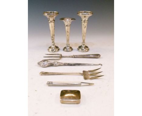 Three George V silver trumpet shaped specimen vases Birmingham 1923, two silver cake forks, a silver handled button hook and 