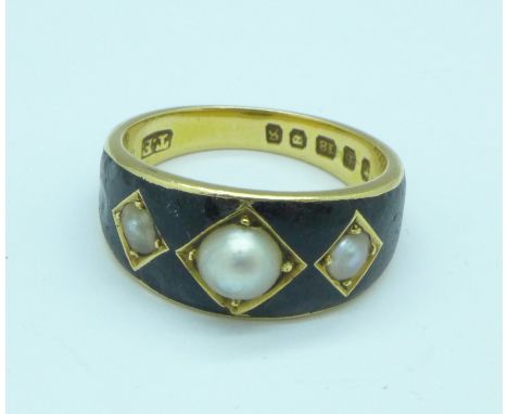 A Victorian 18ct gold memorial ring, with inscription dated 1873, Amelia Mather, hallmarked London 1873, 7.2g, N, enamel a/f