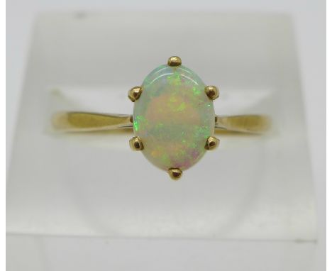 A 9ct gold and opal ring, 1.7g, V, opal 9mm x 7mm