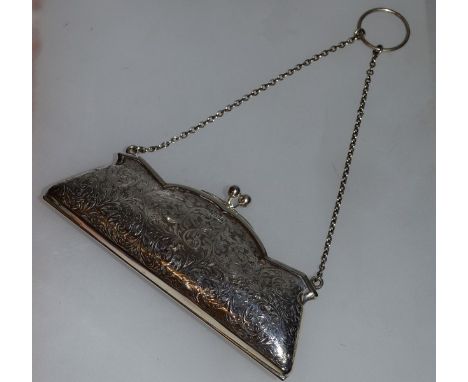 A GEORGE V ENGRAVED SILVER PURSE AND CHAIN. Birmingham 1909.