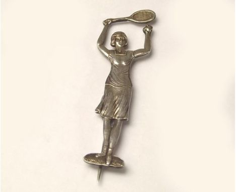 SILVER BROOCH.
A 1940's sterling silver tennis player brooch. Rd.756051.