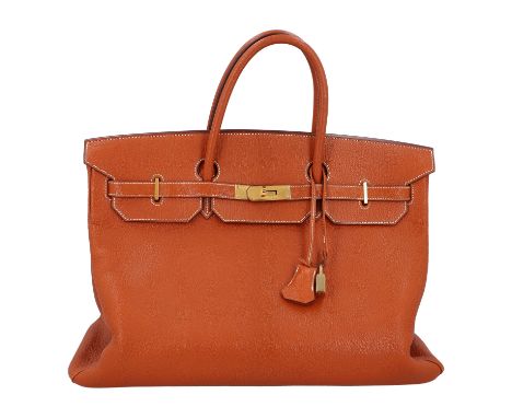HERMÈS Handtasche "BIRKIN BAG 40". Koll. 2004. Chevre de Coromandel Leder in Hellbraun mit goldfarbener Hardware. Klassisches