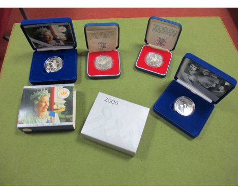 Silver Proof Crowns: 2 x 1977, 2002 and 2006. All as issued and accompanied by literature.