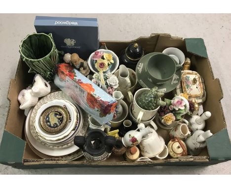 A collection of mixed ceramics items. To include: Portmeirion, Poole, Sylvac, Wedgwood and Wade. 