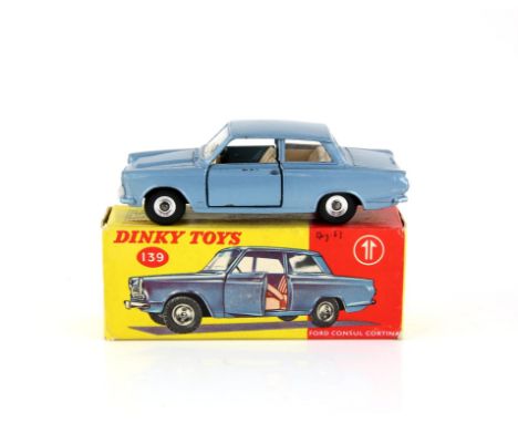 Dinky Toys 139 Ford Consul Cortina, (boxed),