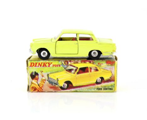 Dinky Toys 133 Ford Cortina, (boxed),