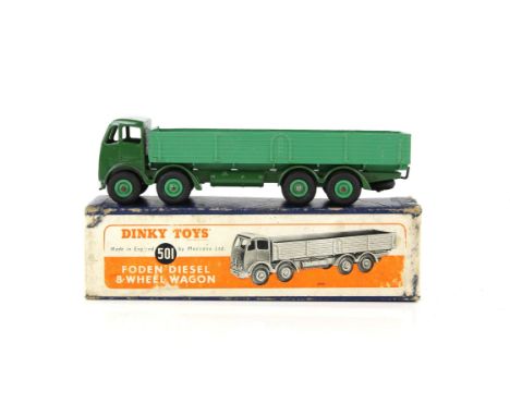 Dinky Toys 501 Foden Diesel 8-wheel Wagon, green/green, (boxed),