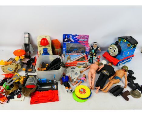 Joy Ride - Palitoy - Airfix - Hasbro - Others - A boxed #37168 Mikey's Bike. 2 boxed 1.32 scale soldier packs to include #515