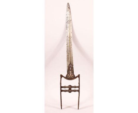 A 17TH CENTURY INDIAN SILVER INLAID IRON KATAR DAGGER, with silver inlaid decoration to the hilt, with velvet scabbard, overa