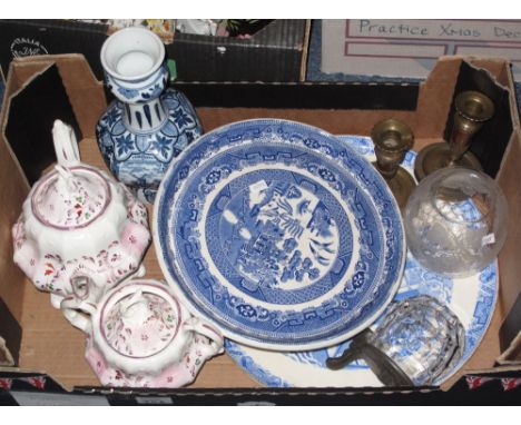 Tray of assorted china, glass and metalware to include: Willow blue and white pedestal stand; Royal Worcester blue and white 