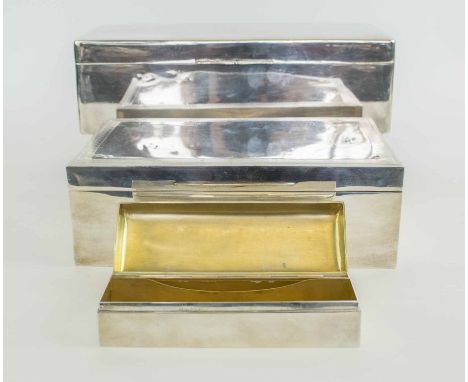 MAPPIN AND WEBB LARGE ANTIQUE SILVER CIGAR BOX, London 1904, 23cm x 14cm x 7.5cm, another antique cigar box and a silver pen 