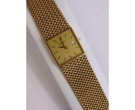 A Gentleman's 9 Ct Hallmark Rotary Quartz Wrist Watch, the wrist watch having a 9 ct gold mesh link bracelet, Roman numerals 