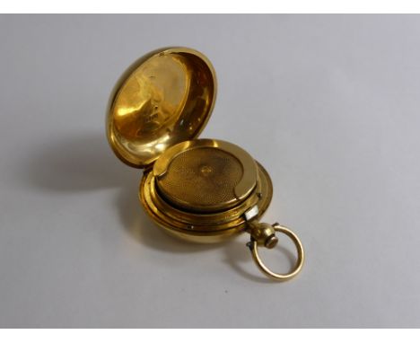 An Antique 18 K Yellow Gold Sovereign Case, the case having a monogrammed front, approx 23.3 gms.
