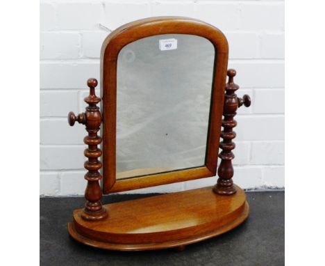 Mahogany dressing mirror on bobbin turned supports 