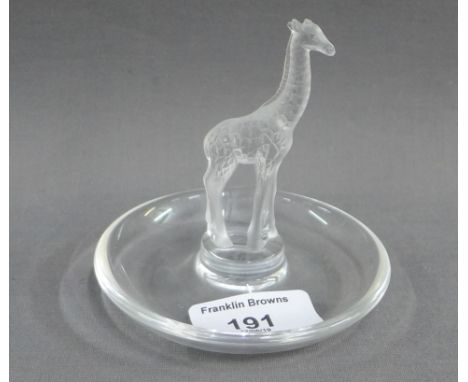 Lalique glass pin tray with opaque Giraffe, with an etched Lalique mark to base, 10cm diameter