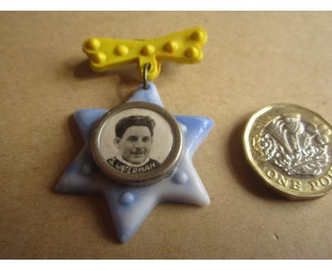 Please note: This item is an original 1950's badge not a modern copy.