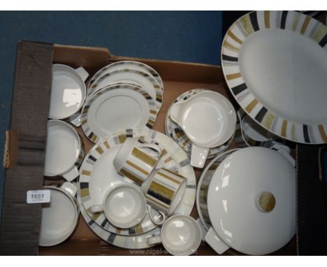 A large quantity of Midwinter ''Queensbury'' stripe Dinner and teaware to include dinner plates, salad plates, side plates, s
