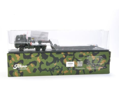 Tekno Diecast Model Truck comprising No. 75433 Tropco Panster DAF Low loader Trailer in livery of Dutch Military. Appears to 