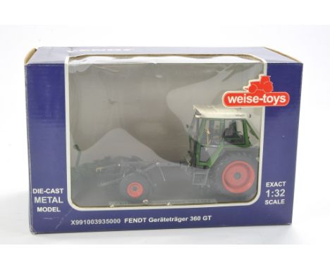 Weise Toys 1/32 Fendt 360GT (cultivator) Tractor. Looks to be without obvious sign of fault, has been displayed, comes with o