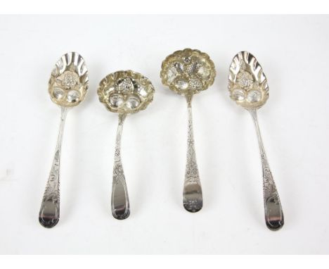 Irish silver berry ladle, 16.5 cm long, another silver berry ladle and a pair of silver berry spoons, 21 cm long, total weigh
