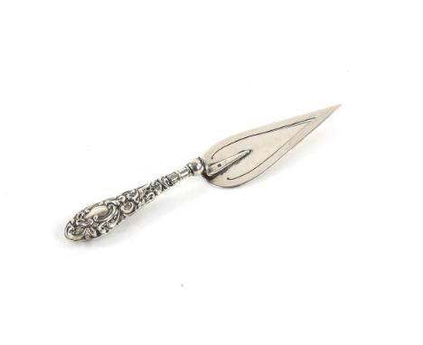 Unusually large Edward VII trowel form silver bookmark with repousse decorated handle by Crisford and Norris, Birmingham 1902