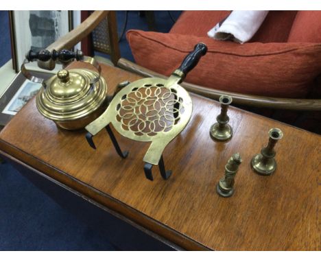 MINIATURE BRASS EASEL, 26cm high, along with other brass and metal ware, including a kettle and an iron