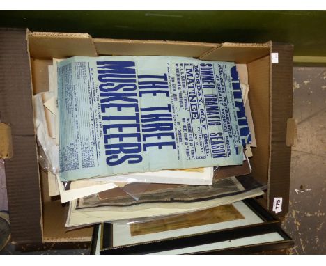 A QUANTITY OF ANTIQUE AND LATER PRINTS AND PICTURES. 