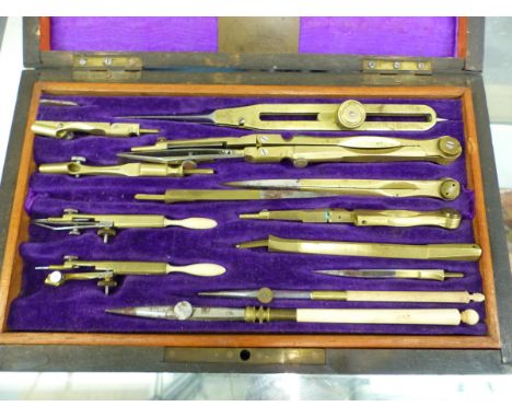 AN ANTIQUE CASED GEOMETRY SET. 