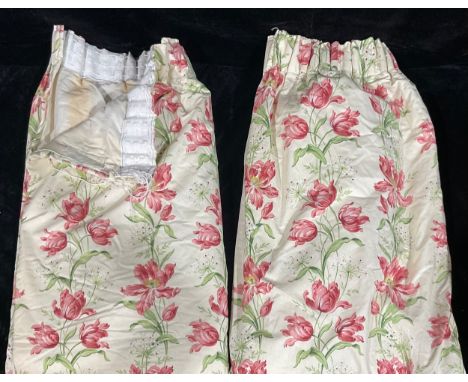 Textiles - a large pair of curtains, Jane Churchill, Fairbourne, interlined, 206cm length x 194cm width 
