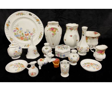 A Royal Albert Old Country Roses pattern vase, 19cm; others; Aynsley Cottage Garden pattern ovoid trinket pot and cover; qty 