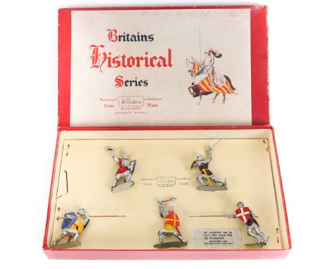 A Britains Historical Series Knights of Agincourt – Foot Knights No1664. Comprising 5 knights in action poses, one wielding a
