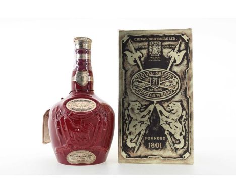CHIVAS ROYAL SALUTE 21 YEAR OLD RUBY DECANTER 75CL BLENDED WHISKY 40% ABV / 75cl