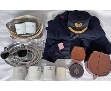 Quantity (21 items) of GWR UNIFORM, TABLEWARE etc comprising uniform jacket, stationmaster's hat, hat &amp; collar boxes, tap
