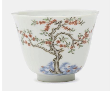 A RARE WUCAI 'MONTH' CUPKangxi six-character mark and of the periodExquisitely potted with deep rounded sides rising from a s