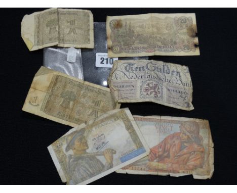     A Small Quantity Of Vintage World Bank Notes                                    