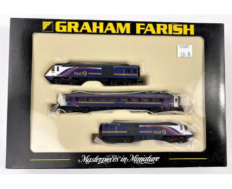 A Graham Farish N gauge originally boxed HST 125 Set First Great Western 371-477 