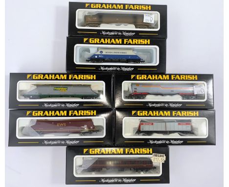 7 Graham Farish by Bachmann N gauge originally boxed wagons / coach: 373-554, 373-555, 377-101, 373-601, 373-801A, 374-291, 3