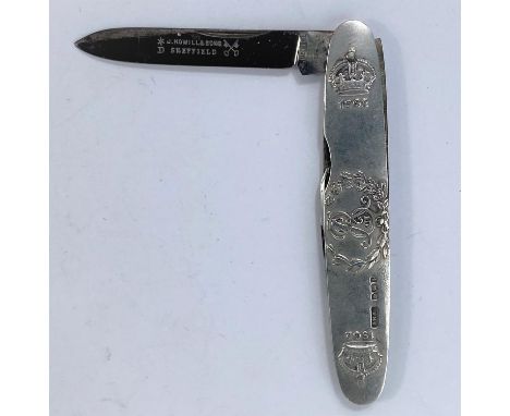 A hallmarked silver commemorative Edward VII pocket knife, with date and name. 