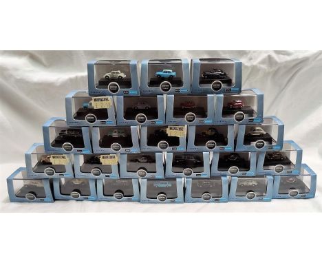 25 Oxford Automobile Company originally boxed N:gauge vehicles, including N105007, NVWB001, NMN001 x2, etc. 