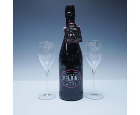 This Luc Belaire Rare Rose Limited Edition Gift Set includes a 750ml bottle of Belaire Rare Rose sparkling wine and two elega