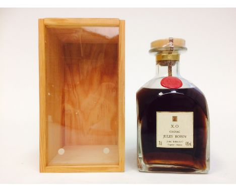 COGNAC JULES ROBIN X.O. 
Cognac, France. 70cl, 40% volume in wooden box