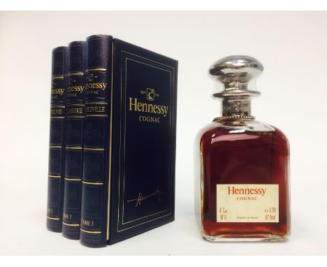 HENNESSY COGNAC hautneuve / billarderie / bouqueville Decanter
Cognac, France. 70cl, 40% volume in book style presentation bo