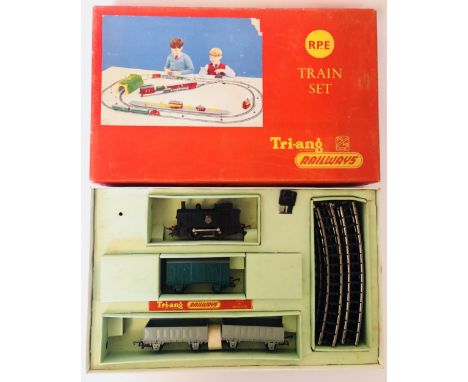 Traing RPE OO gauge train set european sales market packaging featuring light green inner tray near mint complete in near min