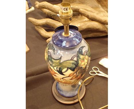 Moorcroft Anna Lily table lamp H: 38 cm